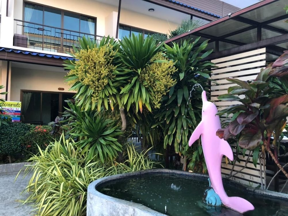 Phangan Island View Hotel 58/63
