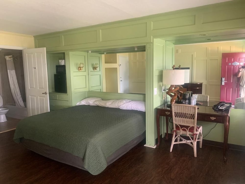 Inn On The Green 21/45