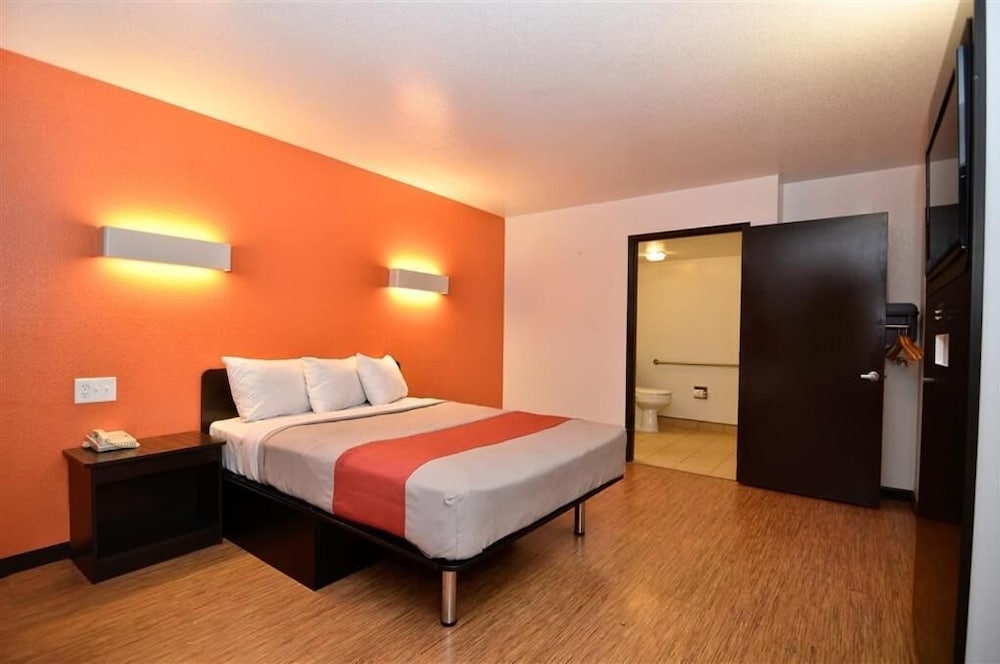 Motel6 Fairfield, CA - Napa Valley 30/40