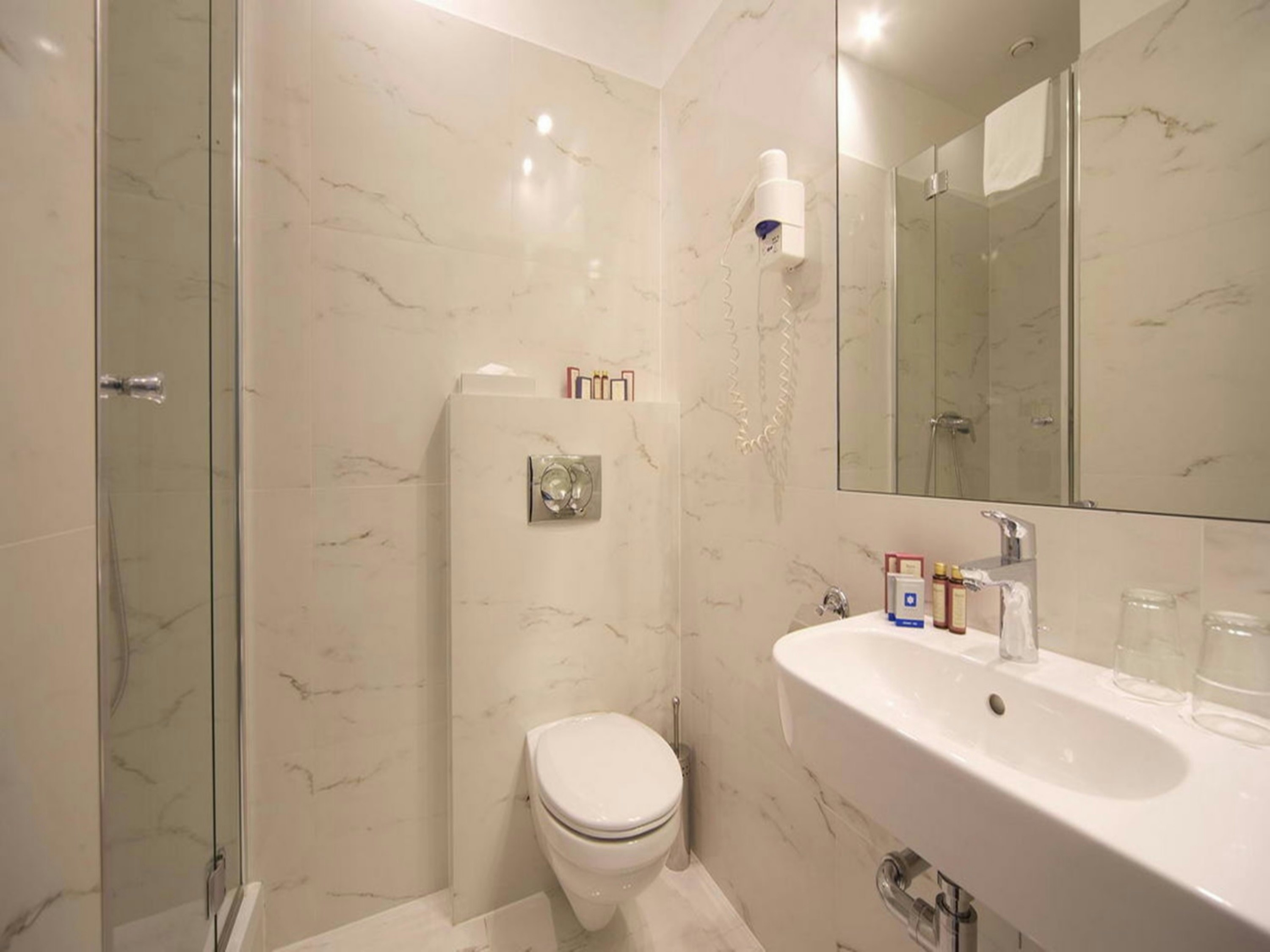 ROOMbach Hotel Budapest Center 41/43
