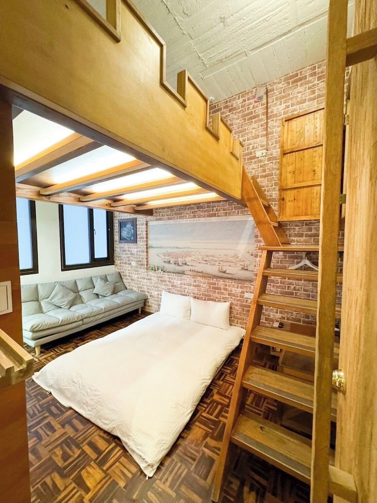 Slow Pace Tainan Hostel 13/32