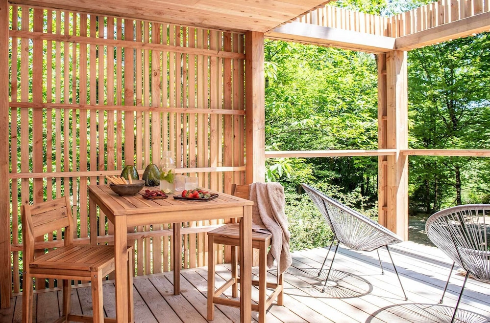 LOIRE VALLEY LODGES - HOTEL 34/50