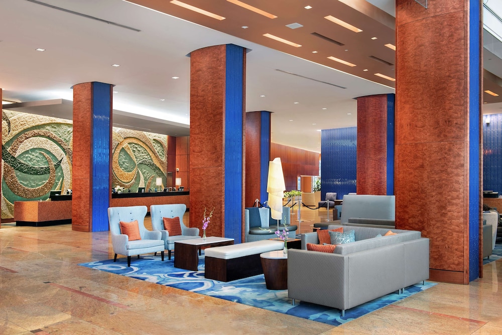 Hilton Baltimore Inner Harbor 65/84