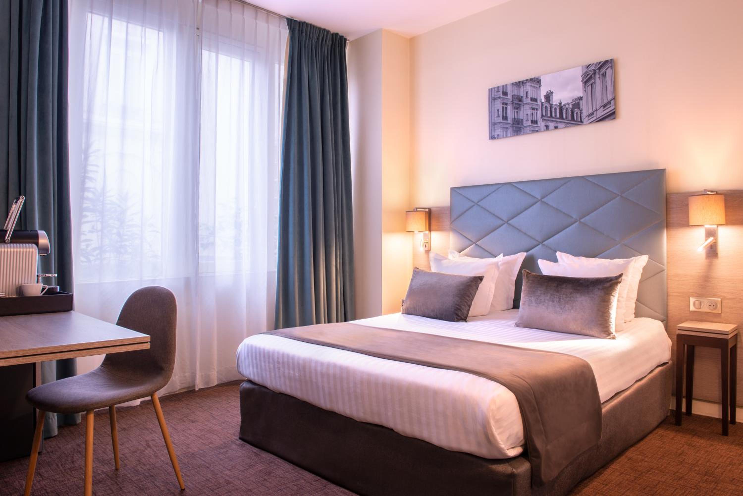 Room, Double Bed, Exterior Entrance, Accessible