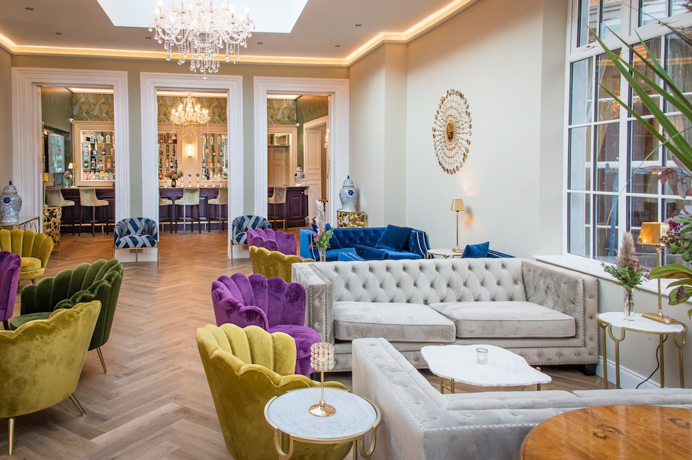 Corks Vienna Woods Hotel and Villas 44/70