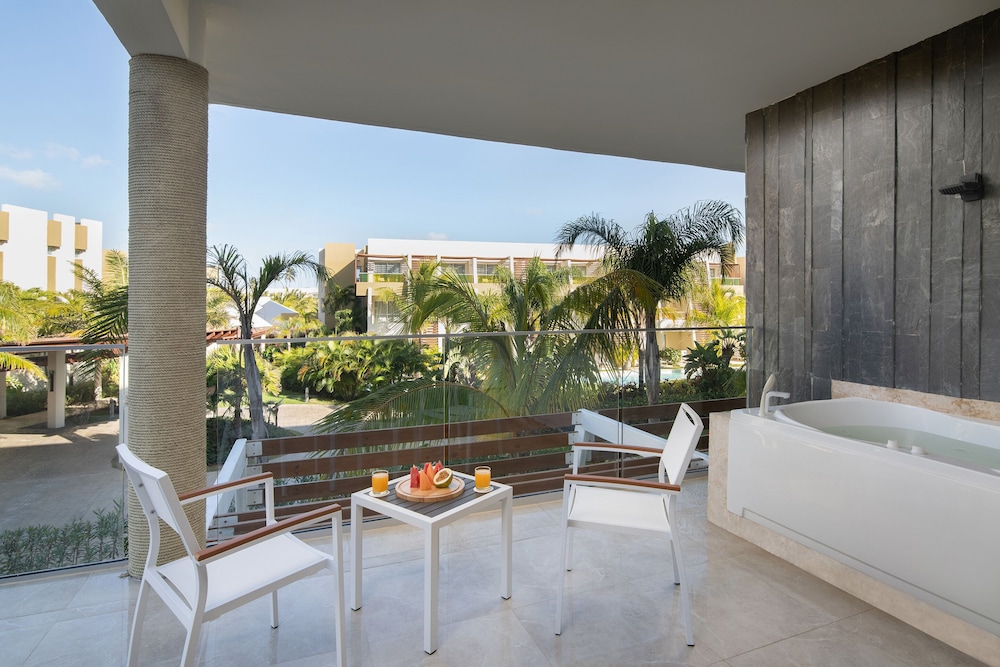 Dreams Onyx Resort And Spa Punta Cana in PUNTA CANA