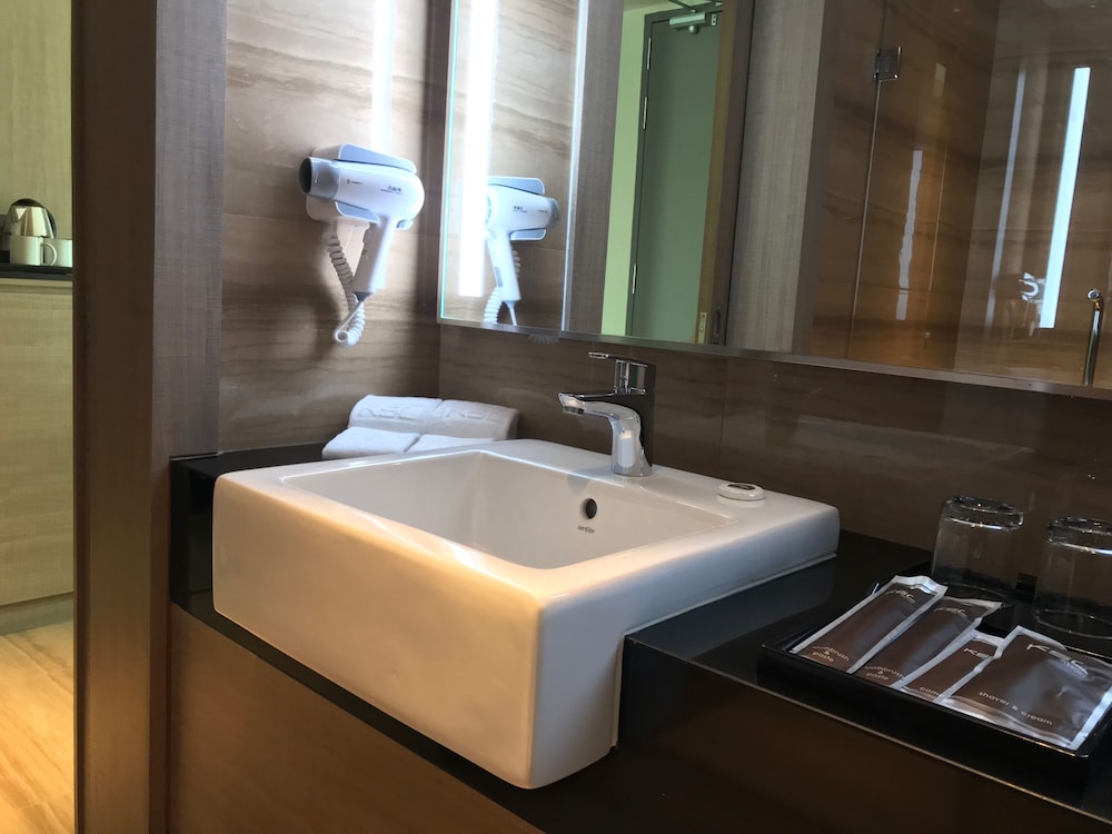 Ksl Hot Spring Resort 54/60