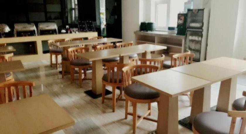 Lavande Hotel Qingdao Wusi Plaza Branch 26/38