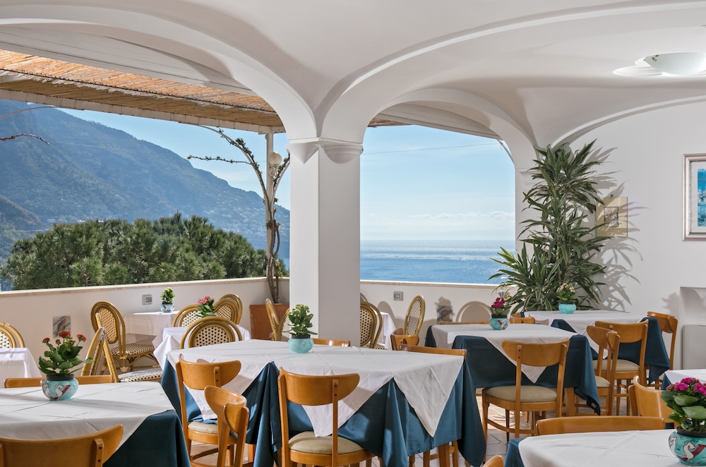 Hotel Vittoria Positano 47/53