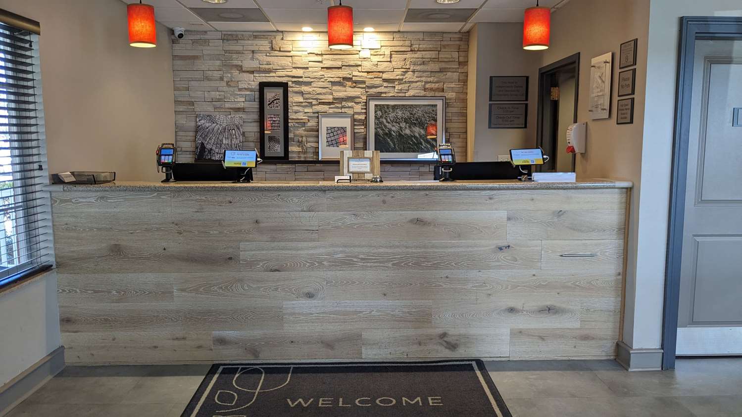 Country Inn and Suites By Radisson Covington LA 8/43
