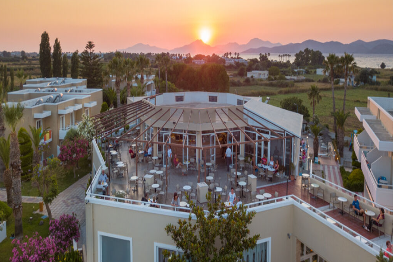 Corali Hotel