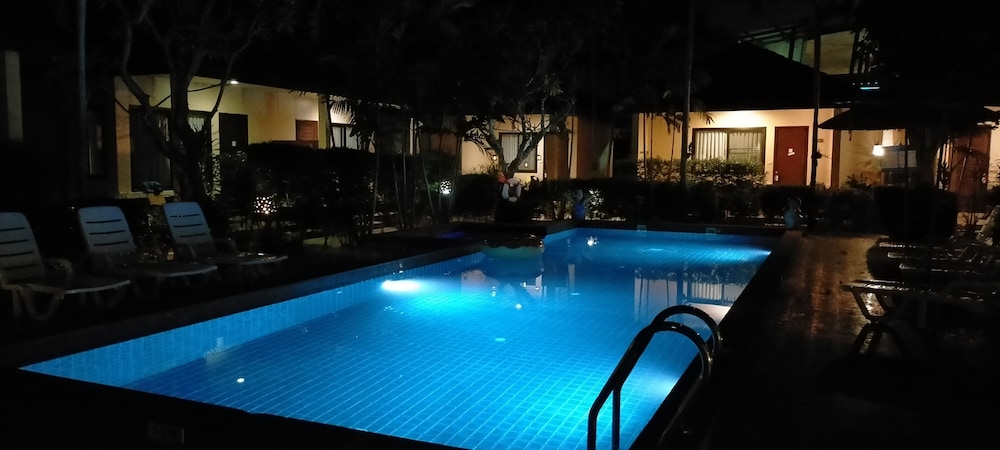Happy Cottages Phuket 36/42