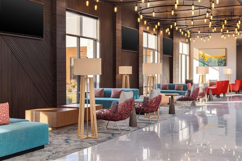 Hilton Garden Inn Hutchinson 27/47