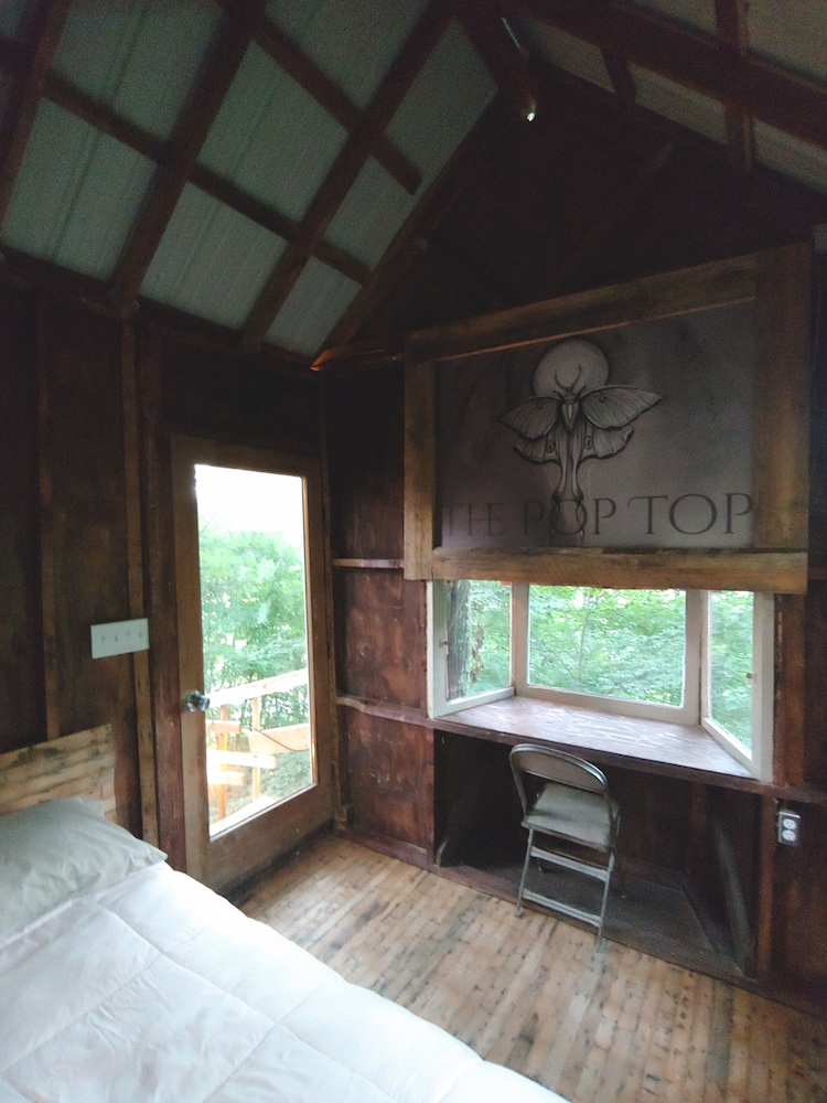 Lost River Hostel 32/50