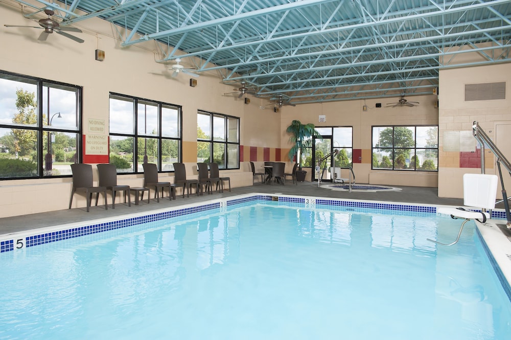 Baymont by Wyndham Mt. Pleasant 5/48