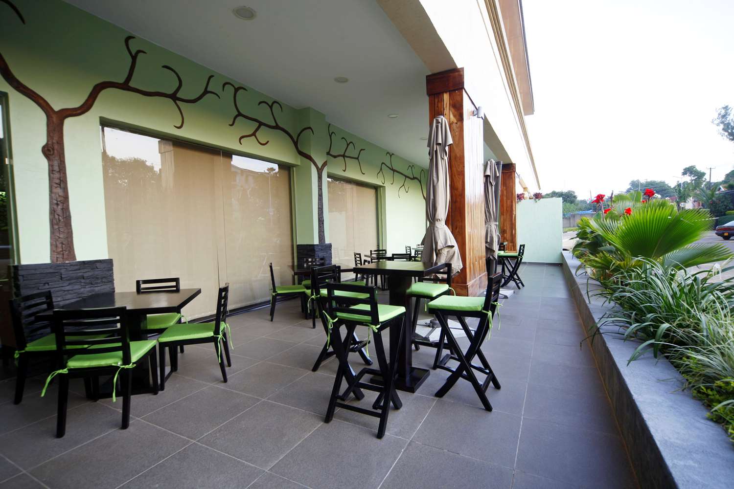 Best Western Premier Garden Hotel Entebbe 25/45
