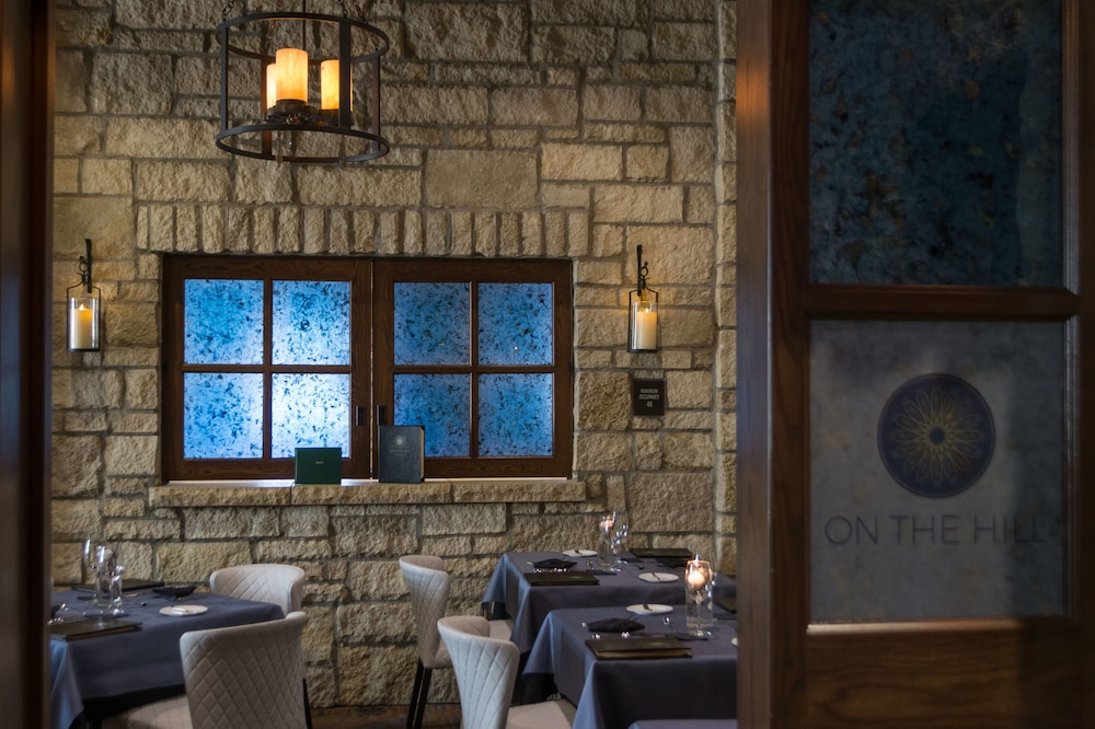 The Oread Lawrence, Tapestry Collection by Hilton 58/71