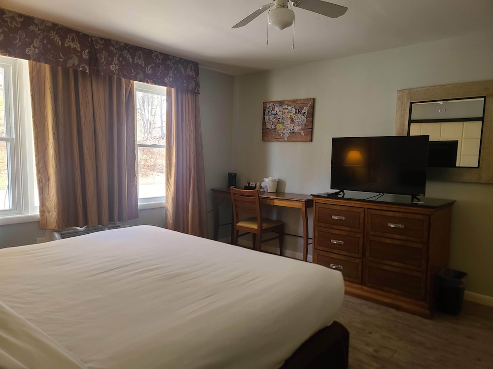 Econo Lodge Inn & Suites Tilton 10/38