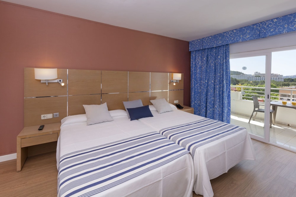 Mar Hotels Paguera and Spa 28/70