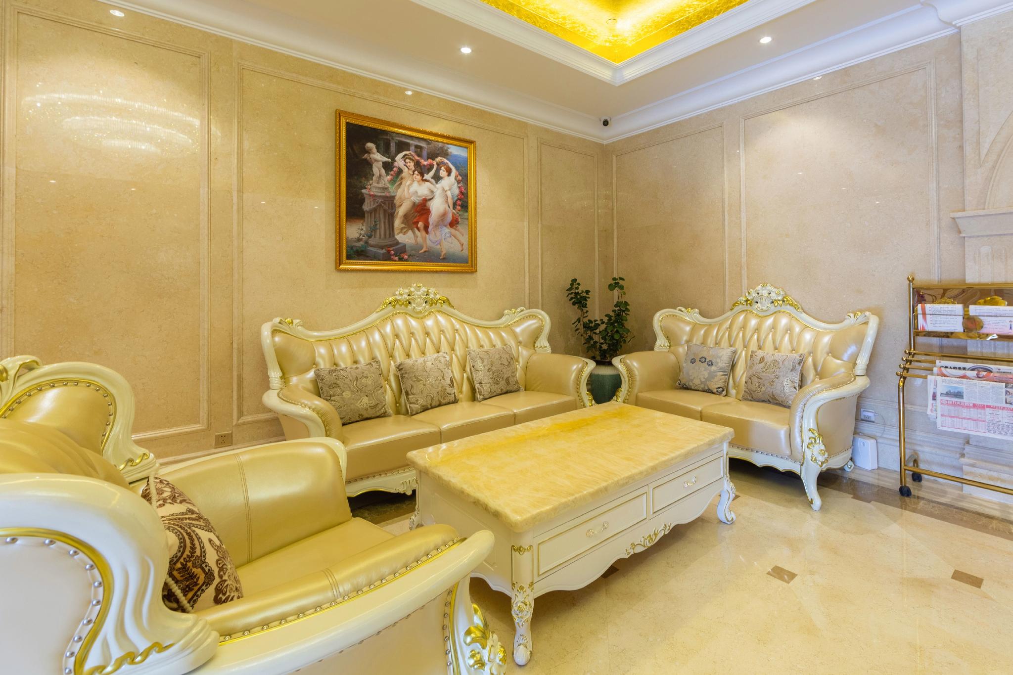 Vienna Hotel (Guangzhou Huangpu Free Trade Zone Xiayuan Subway Station) 19/38