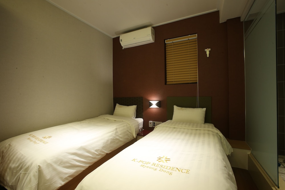 Standard, Twin Beds, New Floor