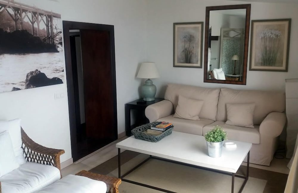 ISLA BAJA SUITES 42/72
