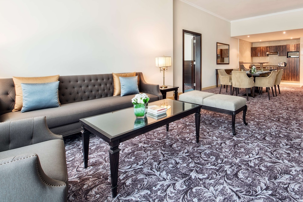Golden Tulip Doha 51/67