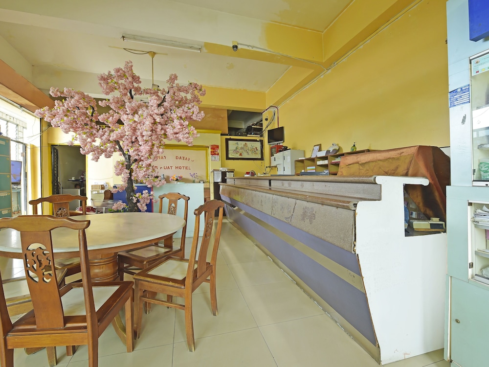 Lobby at Hotel O Sam Huat Hotel, PONTIAN