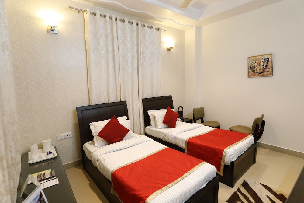 SUPERIOR, TWIN BEDS