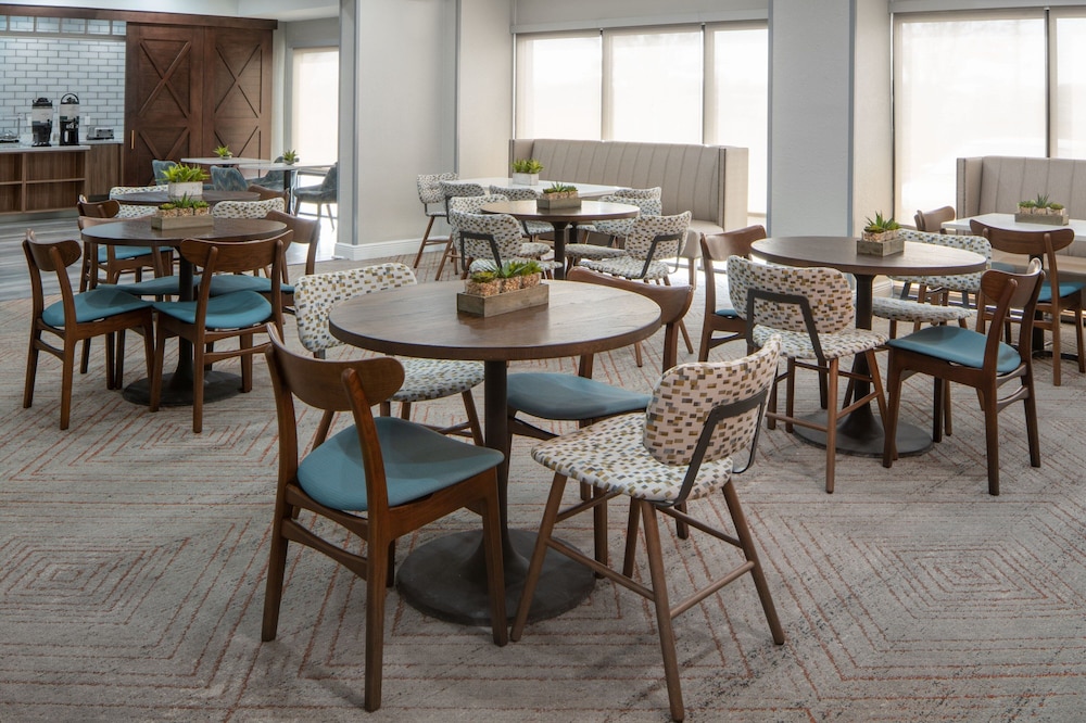 Four Points by Sheraton Alexandria 31/50