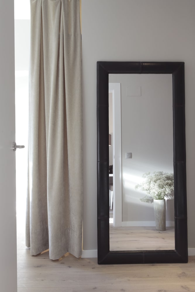 Apartments Rambla 102 19/45