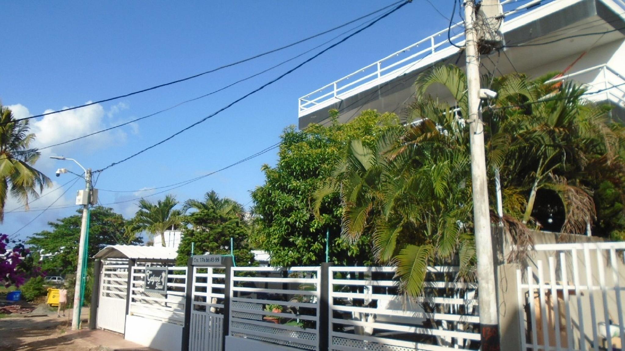 Hotel Galyrod House 2/25