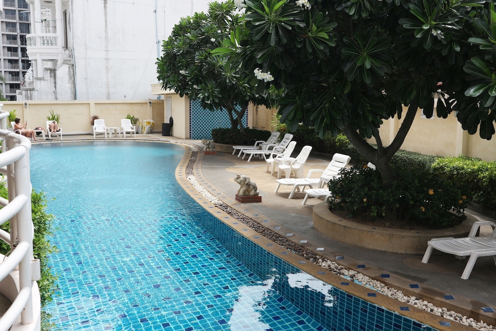 Phu View Talay Resort 7/44