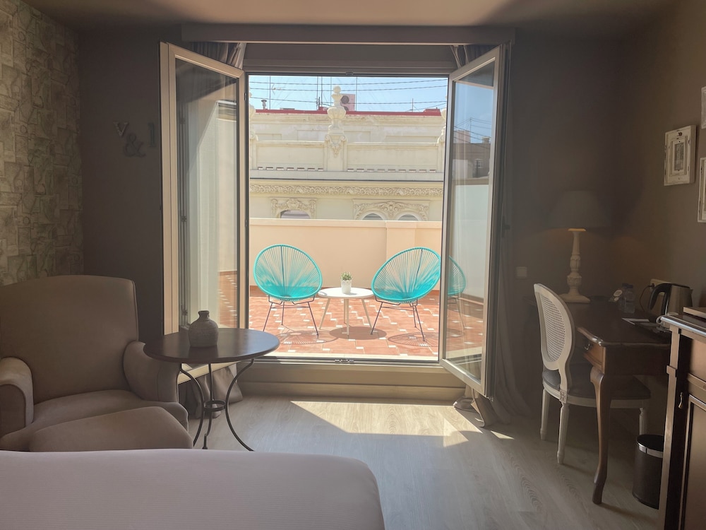 Vincci Lys Hotel 65/65