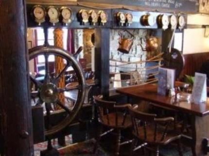 The Dolphin Tavern 13/22