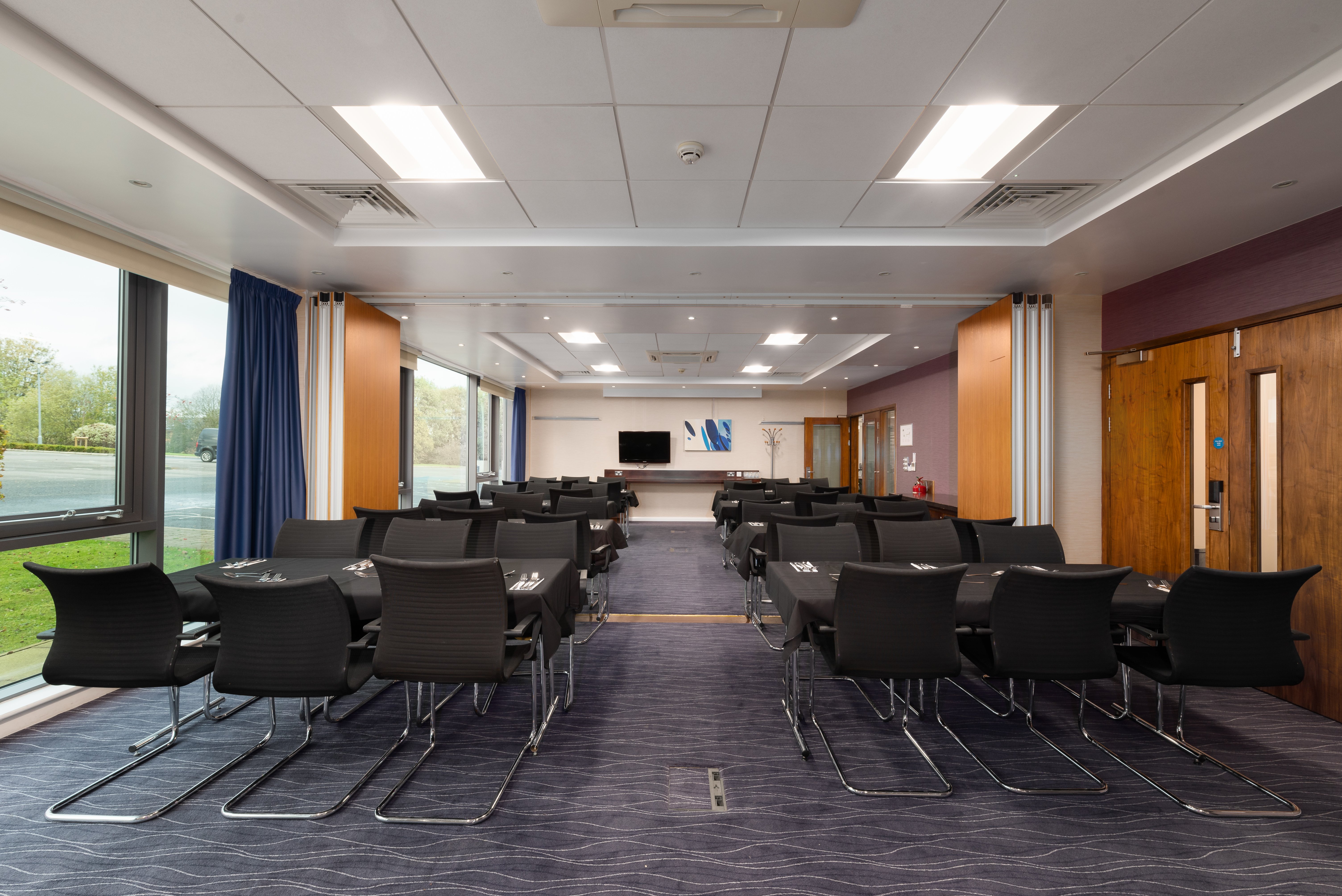 Holiday Inn Express Burnley 66/78