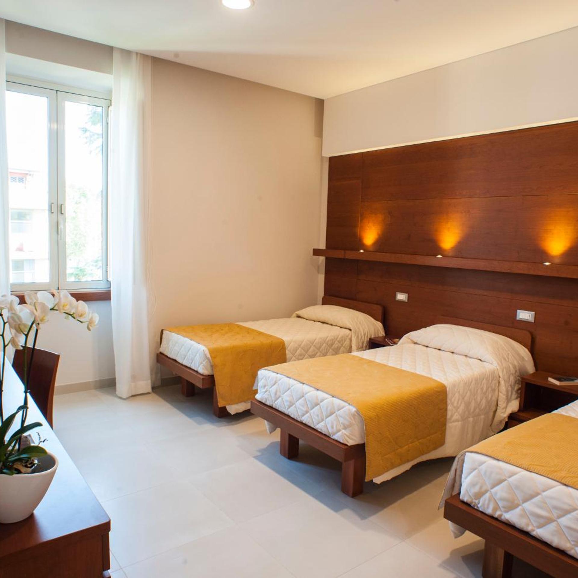 غرفة ثلاثية، CHECKIN VILLA ANGELINA 3/6