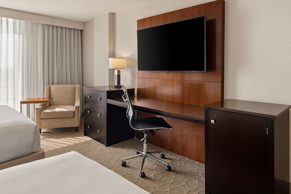 Delta Hotels Minneapolis Northeast 36/47