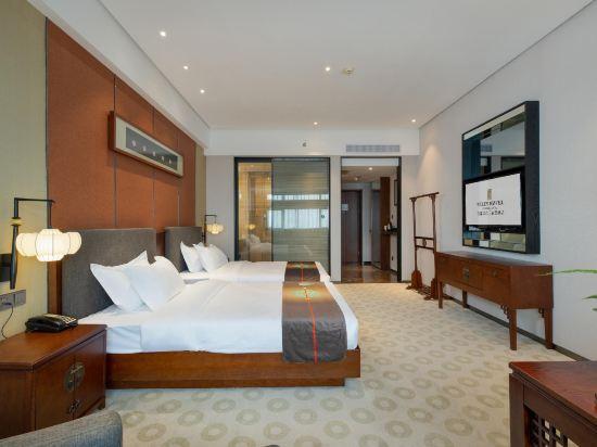 Leisure, Twin Beds