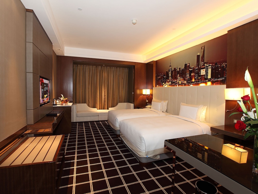 ROYAL CENTURY HOTEL SHANGHAI 10/35