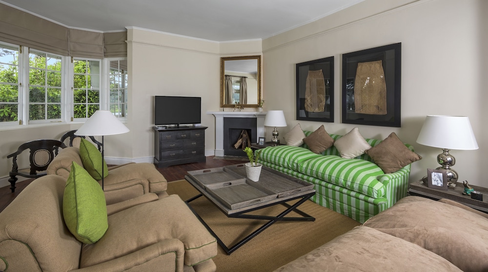 Hill Rise Nuwara Eliya by Edwards Collection 10/25