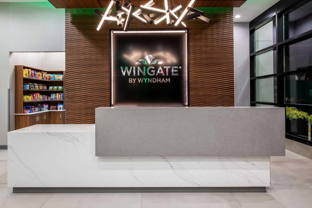 Wingate By Wyndham Long Island City 35/45