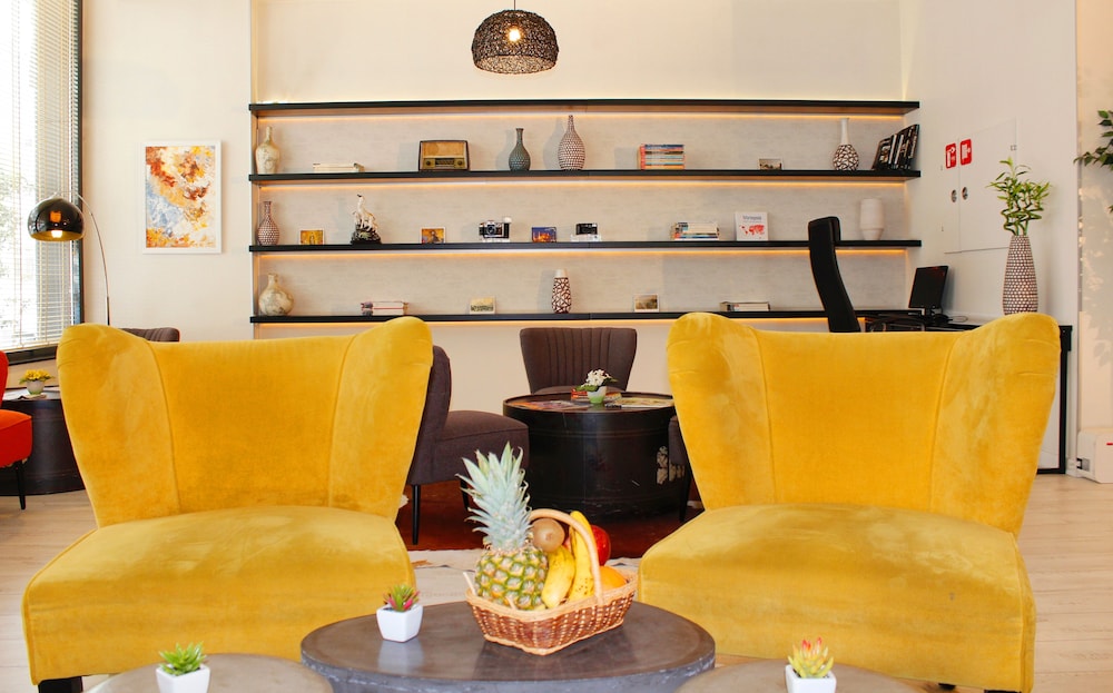 TEMPO FAIR SUITES 31/65