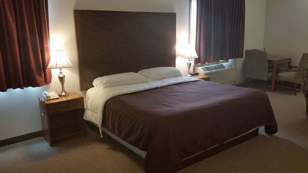Woodfield Inn and Suites 12/60