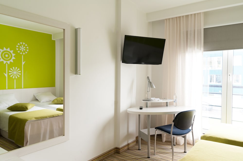 Tallink Express Hotel 21/68