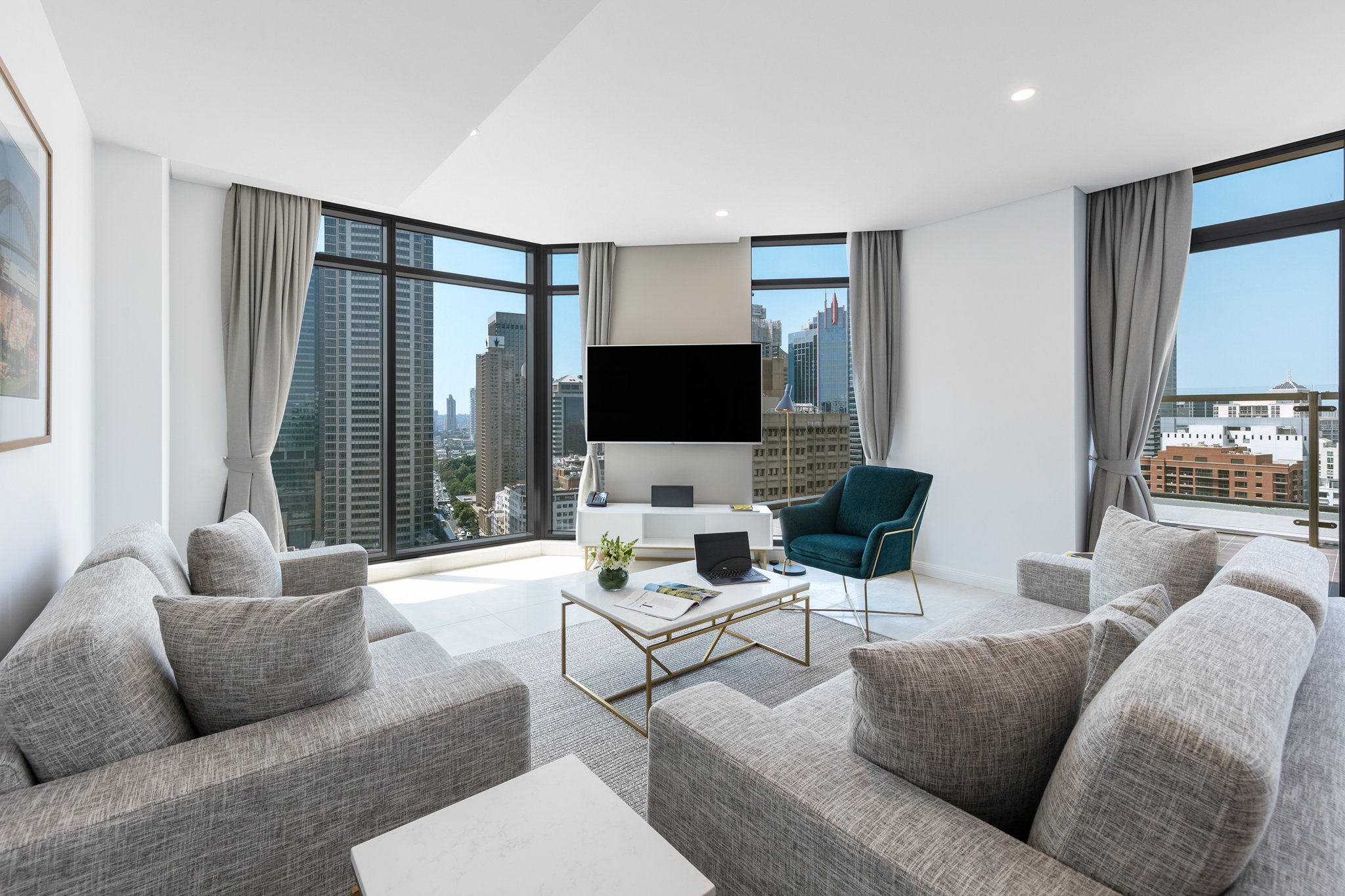 Meriton Suites Sussex Street 17/34