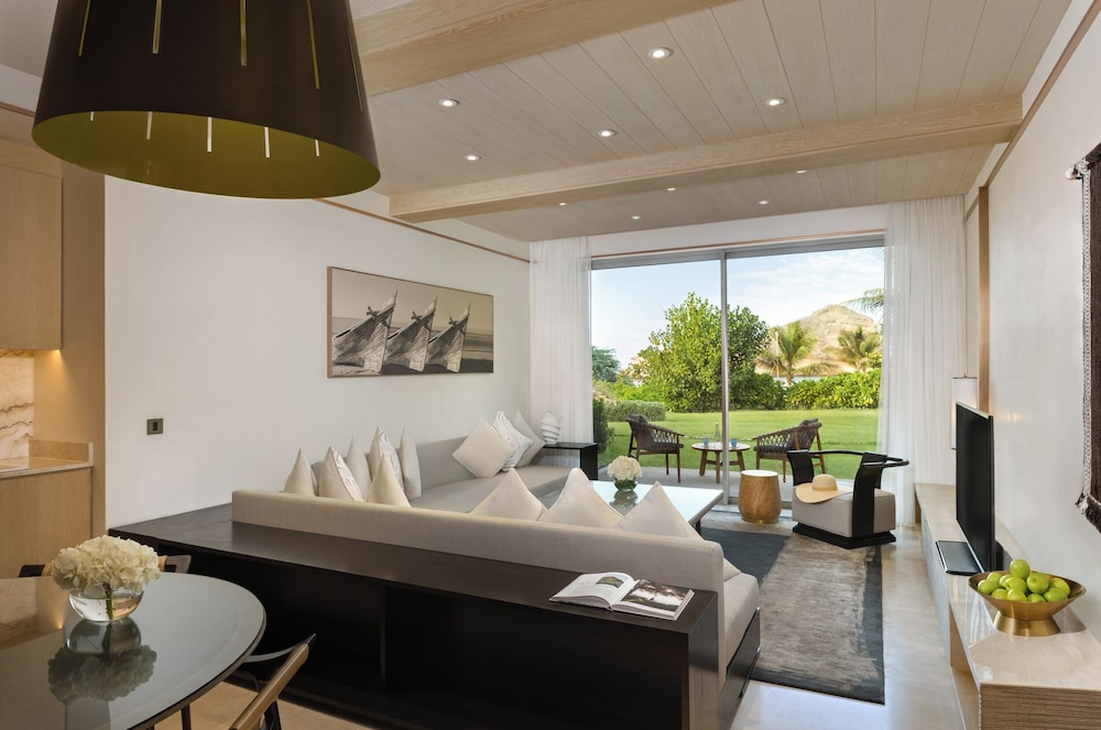 Summer House, House, King Bed, Garden and Pool View, Ocean View، Jumeirah Muscat Bay 5/7