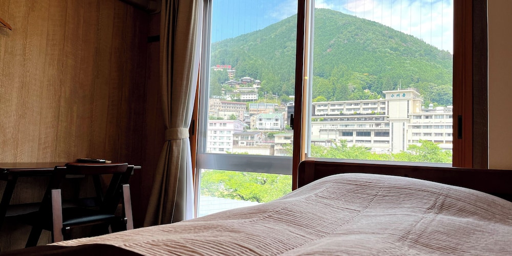 ROOM, SINGLE, SINGLE BED