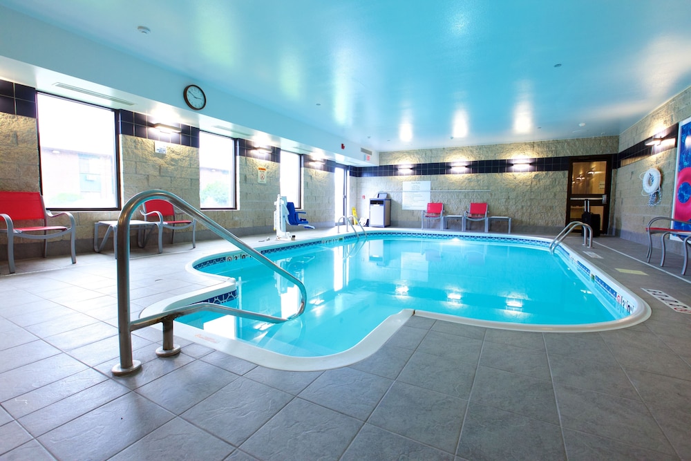 swimming pool spa