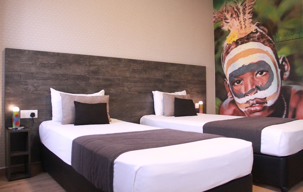 Rise Street Art Hotel 18/63